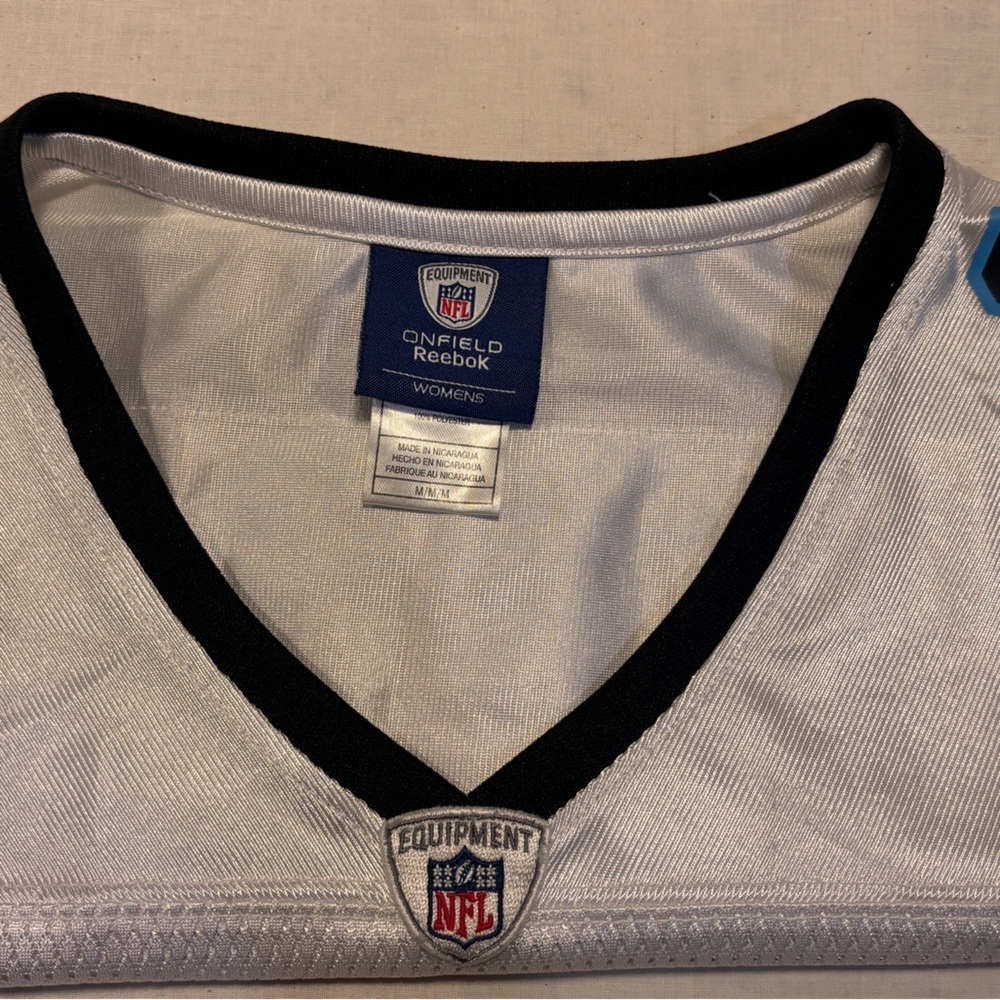 Cam Newton Jersey Size M - Picture 5 of 5